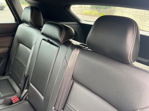 Used 2023 Volkswagen Atlas Cross Sport SE image 22