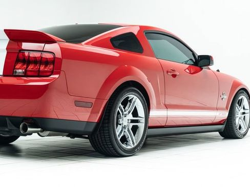 Used 2009 Ford Mustang Shelby GT500 RWD image 13