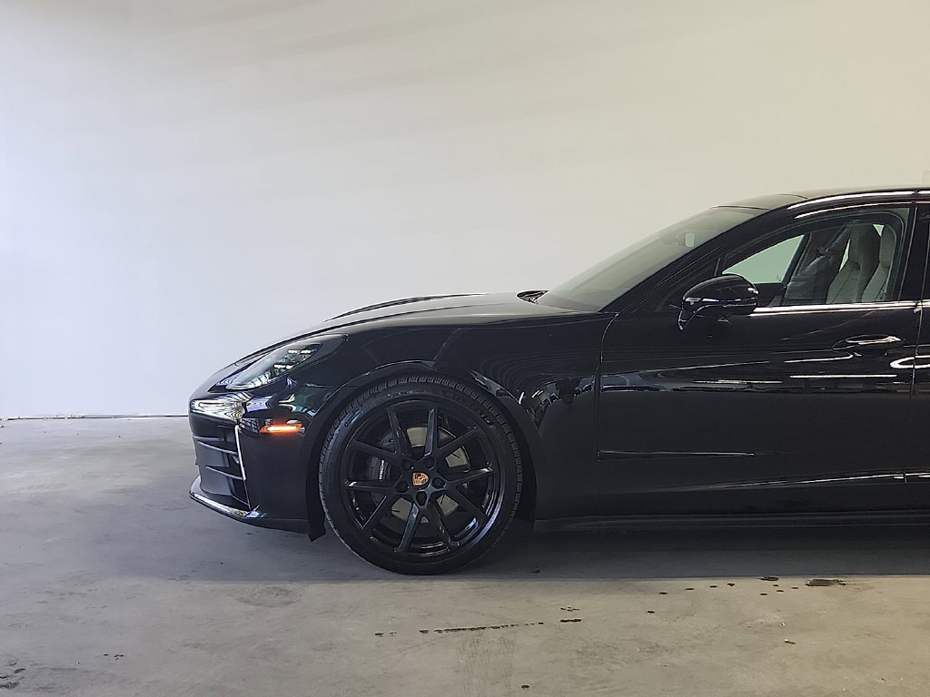 Used 2025 Porsche Panamera 4 AWD/4WD image 6