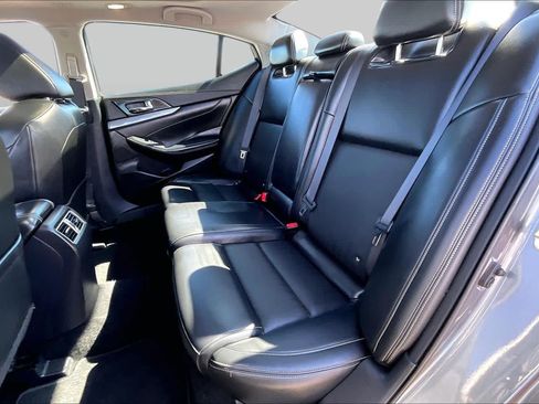 Used 2017 Nissan Maxima 3.5 SL FWD image 18