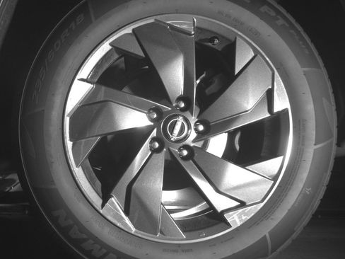 Used 2025 Nissan Rogue SV image 14