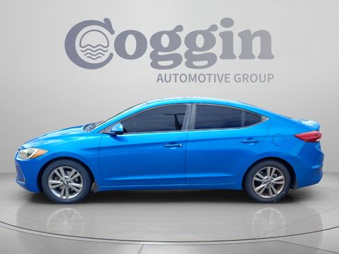 Used 2017 Hyundai Elantra Value Edition FWD image 2