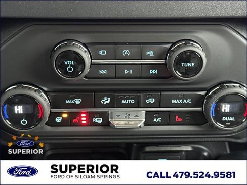 New 2025 Ford Bronco Badlands image 17