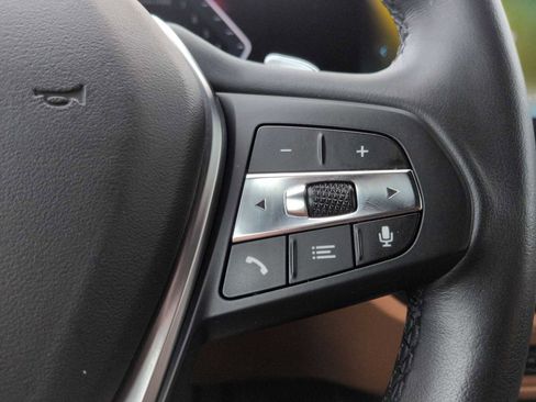 Used 2023 BMW 330i xDrive Sedan w/ Driving Assistance Package image 27