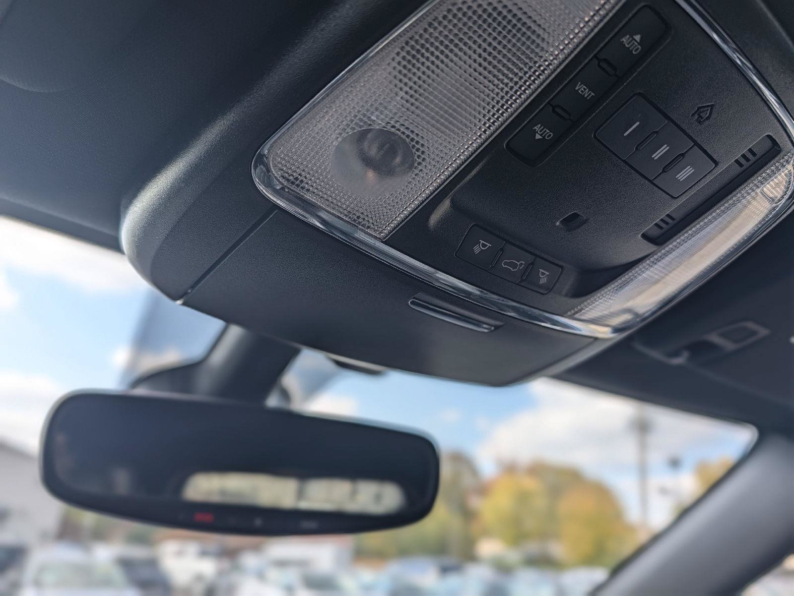 Used 2020 Jeep Grand Cherokee Limited AWD/4WD image 30