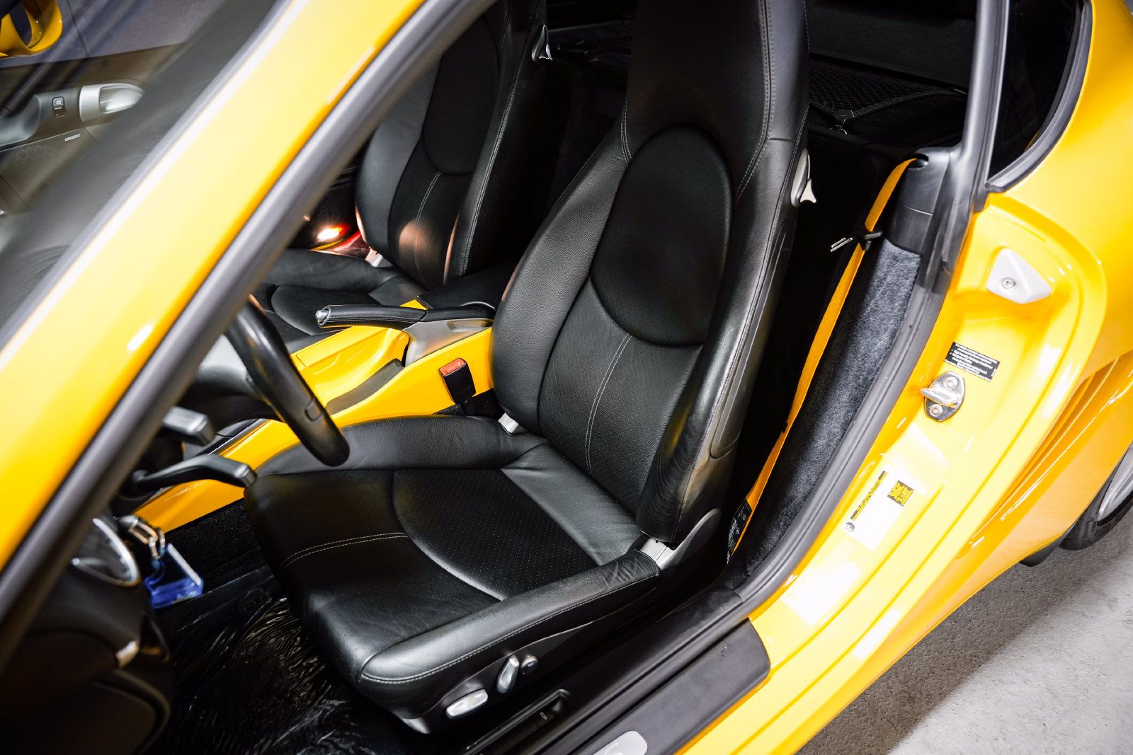 Used 2011 Porsche Cayman S RWD image 19