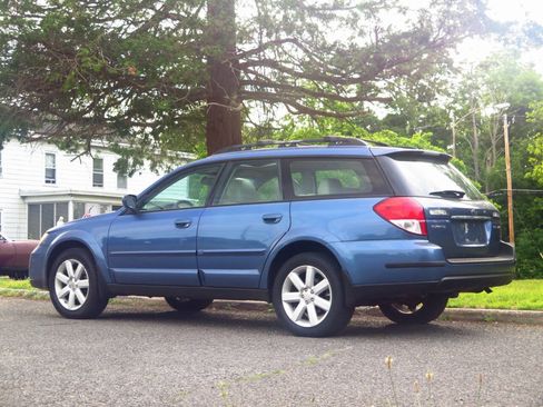 Used 2008 Subaru Outback 2.5i Limited L.L. Bean AWD/4WD image 3