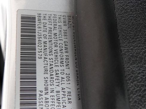 Used 2005 Volkswagen Golf GL image 78