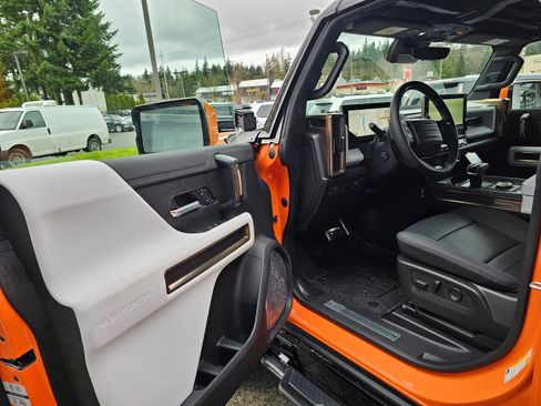 Used 2024 GMC Hummer EV 3X w/ Extreme Off-Road Package image 23