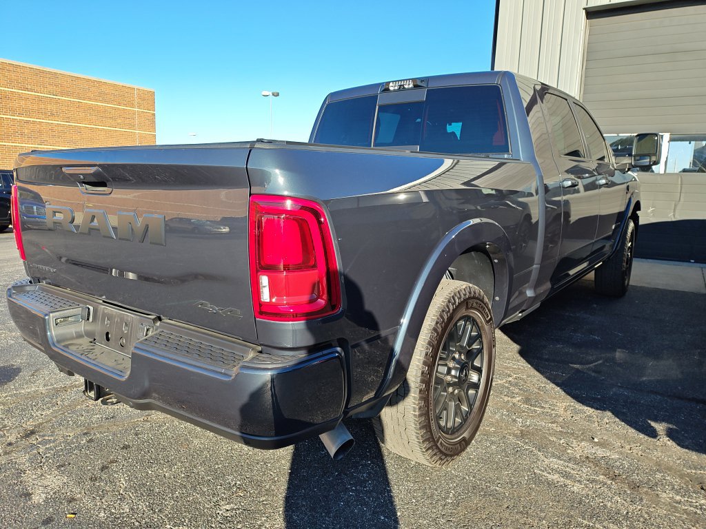 Used 2026 RAM 2500 Limited AWD/4WD image 7