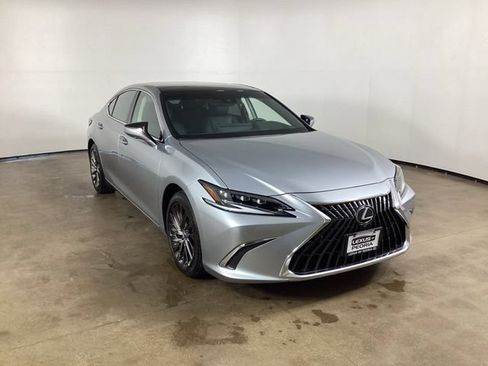 Used 2024 Lexus ES 350 Ultra Luxury FWD image 3