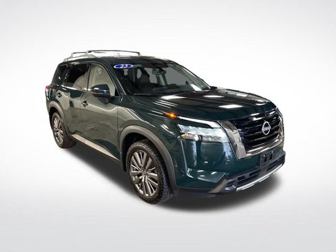 Used 2023 Nissan Pathfinder SL w/ SL Premium Package AWD/4WD image 8