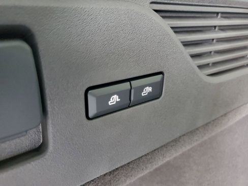 New 2026 Lincoln Nautilus Black Label w/ Jet Appearance Package image 33