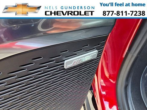 New 2026 Chevrolet Traverse High Country w/ LPO, Floor Liner Package AWD/4WD image 23