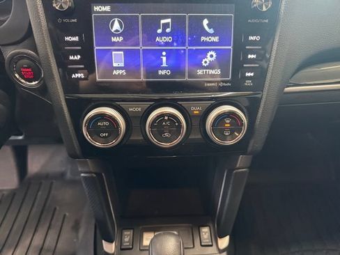 Used 2018 Subaru Forester 2.0XT Touring AWD/4WD image 3