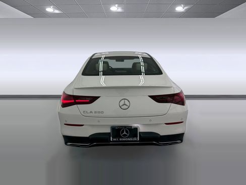 Certified 2026 Mercedes-Benz CLA 250 image 9