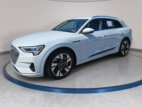 Used 2021 Audi e-tron Premium w/ Towing Package AWD/4WD image 1