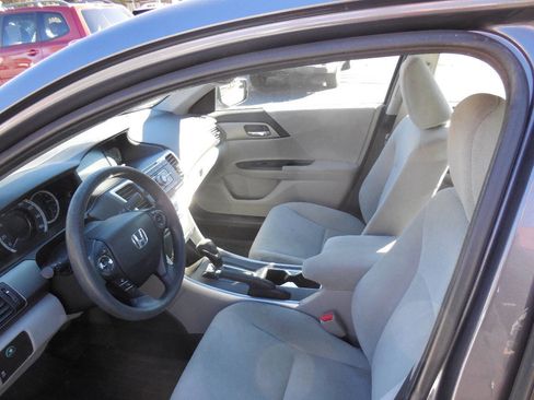 Used 2013 Honda Accord LX image 7