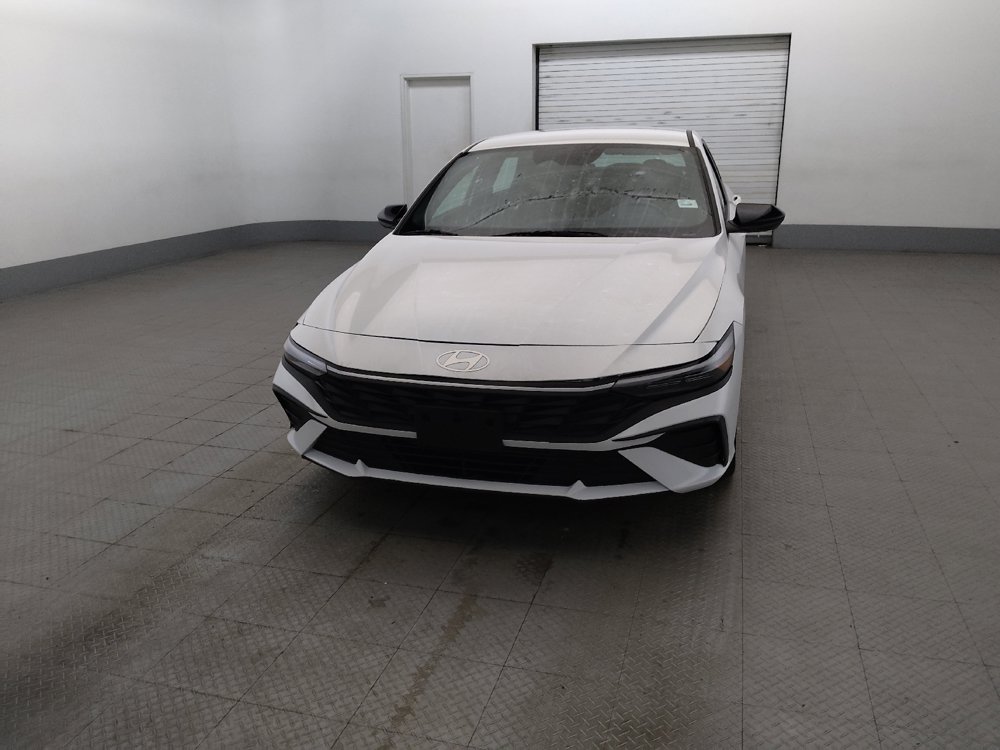 Used 2025 Hyundai Elantra Sport FWD image 15
