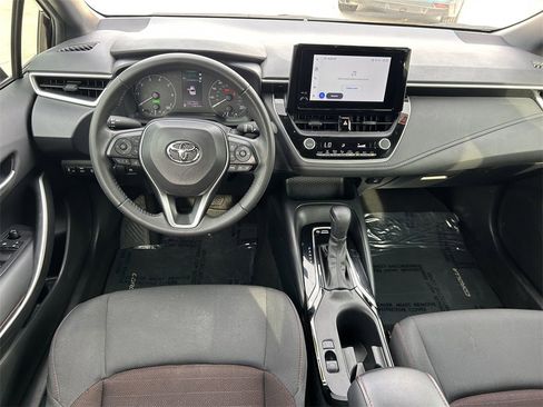 Used 2024 Toyota Corolla SE image 16