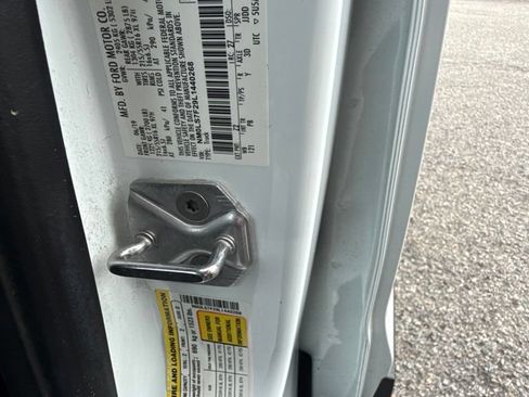 Used 2020 Ford Transit Connect XLT FWD image 21