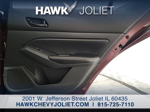 Used 2025 Nissan Altima 2.5 SV FWD image 23