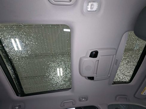 Used 2021 Honda Pilot Elite image 14