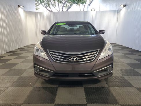 Used 2016 Hyundai Azera Limited image 2