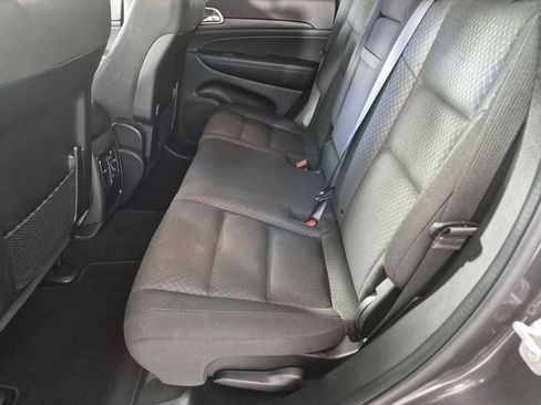 Used 2020 Jeep Grand Cherokee Laredo RWD image 26