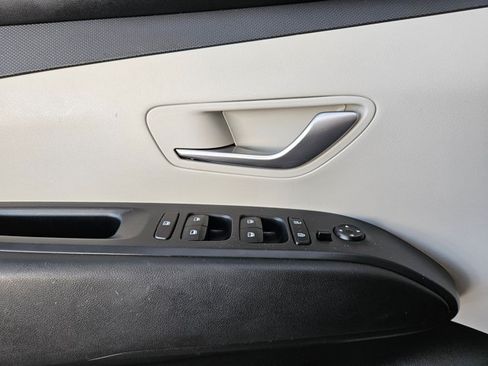 Used 2023 Hyundai Tucson SEL FWD image 27