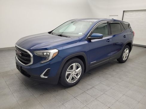 Used 2020 GMC Terrain SLE FWD image 2