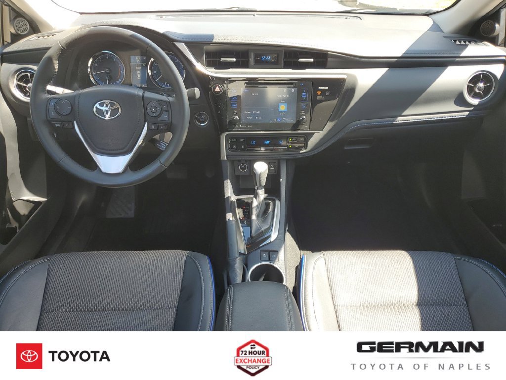 Used 2017 Toyota Corolla SE w/ SE Premium Package FWD image 18