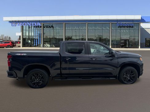 Used 2024 Chevrolet Silverado 1500 RST w/ LPO, Dark Essentials Package AWD/4WD image 5