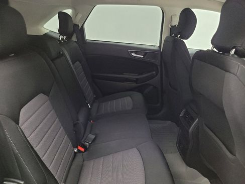 Used 2017 Ford Edge SE AWD/4WD image 19