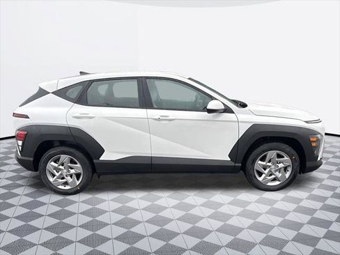 New 2026 Hyundai Kona SE FWD image 4