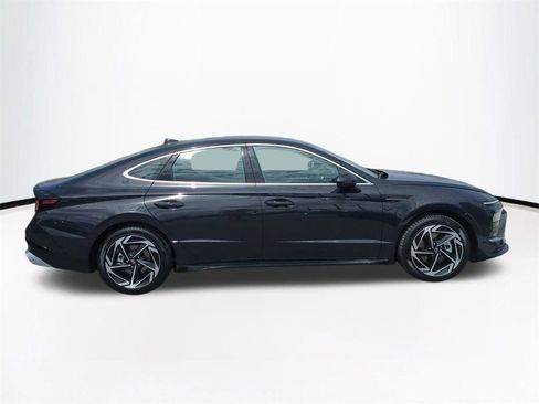 New 2026 Hyundai Sonata SEL image 4