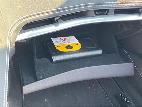 Used 2022 Chevrolet Corvette Stingray Preferred Conv w/ Z51 Performance Package RWD image 23