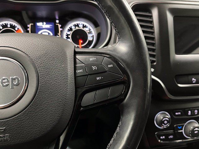 Used 2021 Jeep Cherokee Latitude Plus FWD image 27