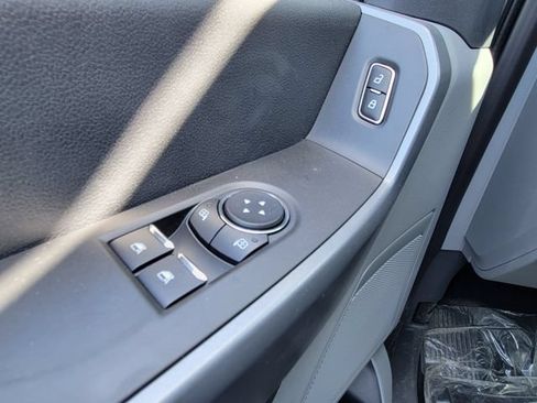 New 2024 Ford F350 XLT RWD image 19