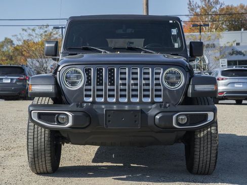 Used 2020 Jeep Wrangler Unlimited Sahara image 2