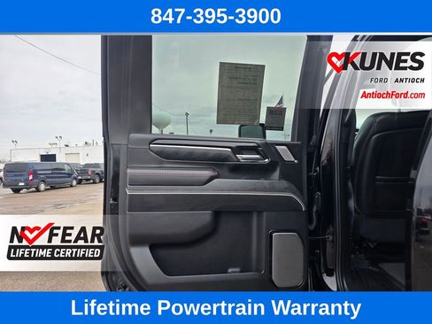 Used 2024 GMC Sierra 2500 AT4X image 33