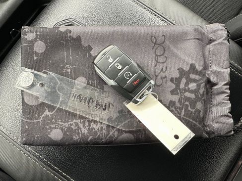 Used 2020 RAM 1500 Sport w/ Level 2 Equipment Goup w/2_L image 8