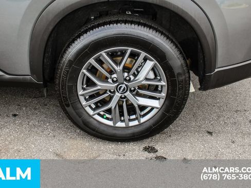 Used 2024 Nissan Rogue S FWD image 15