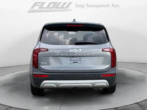Used 2022 Kia Telluride LX AWD/4WD image 8