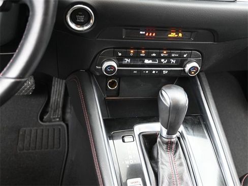 Certified 2023 MAZDA CX-5 Carbon Edition image 25