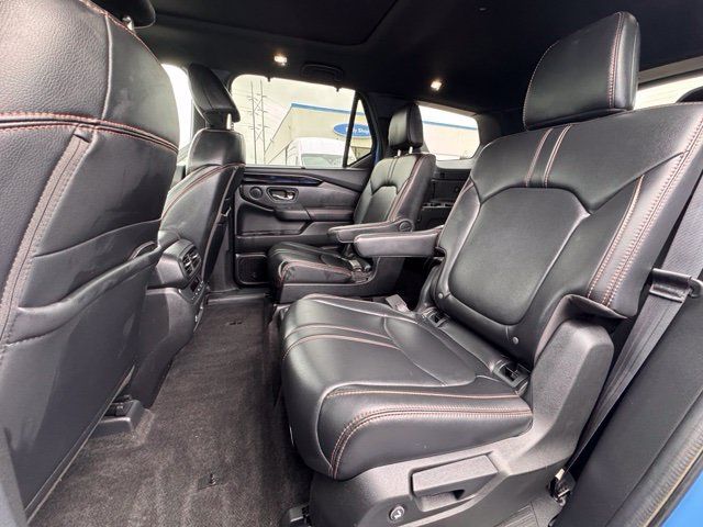 Used 2024 Honda Pilot TrailSport image 13