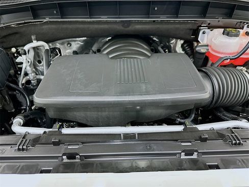 New 2026 GMC Sierra 1500 SLT image 31