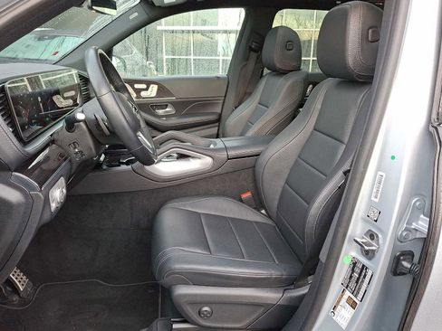 Used 2022 Mercedes-Benz GLS 450 4MATIC image 9