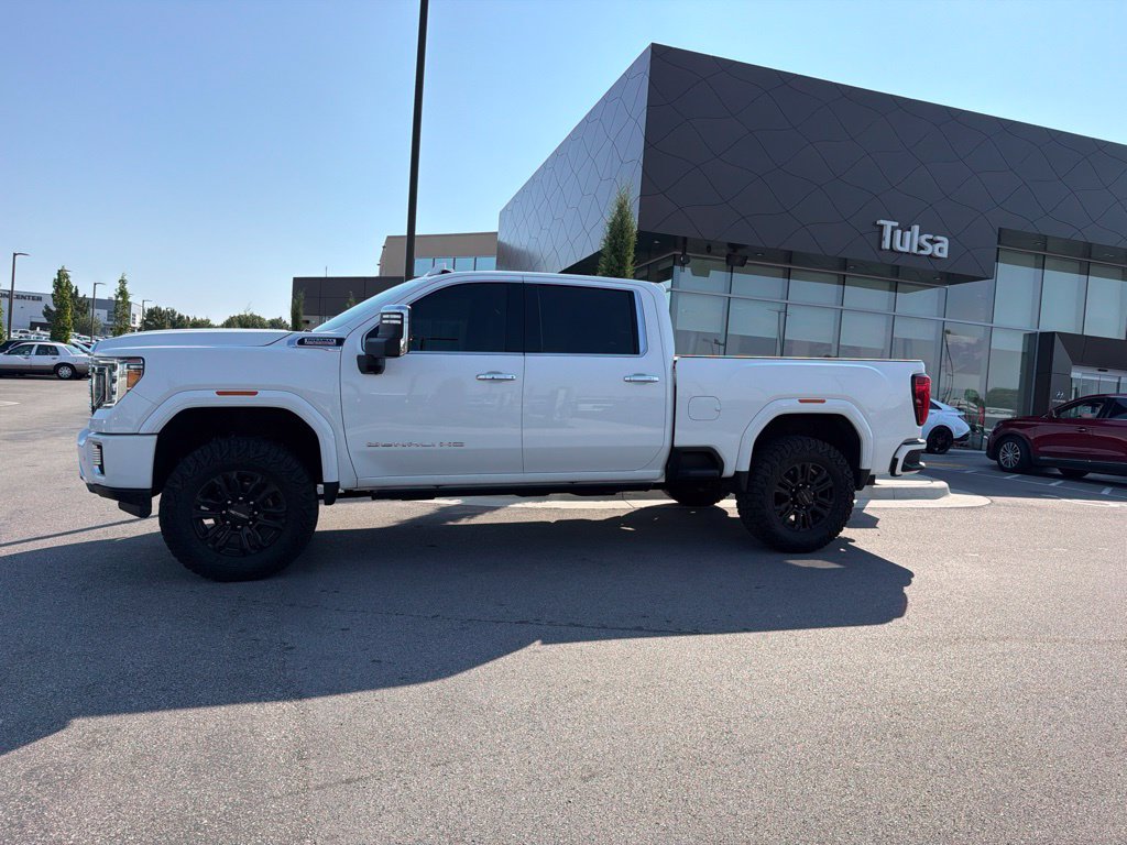 Used 2021 GMC Sierra 2500 Denali w/ Denali Ultimate Package AWD/4WD image 3