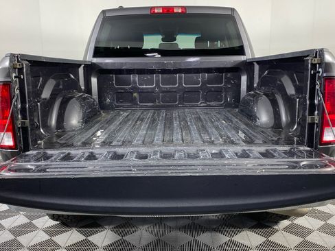 Used 2023 RAM 1500 Classic SLT AWD/4WD image 18